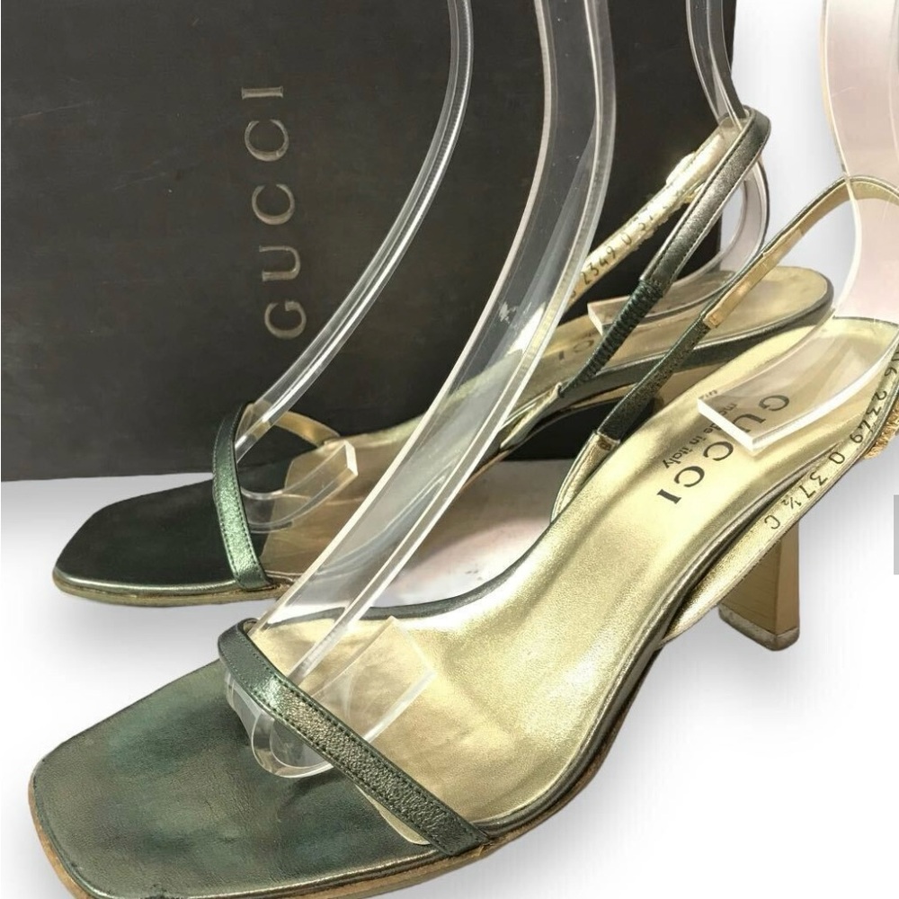 Gucci Tom Ford early 2000s 37 1/2 fits size 7 kitten heel metallic golden dragon